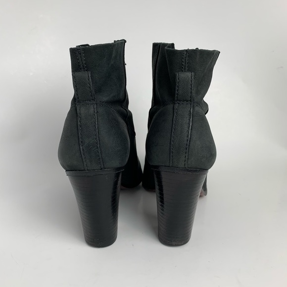 Vince Camuto stacked heel black leather bootie - Picture 4 of 8